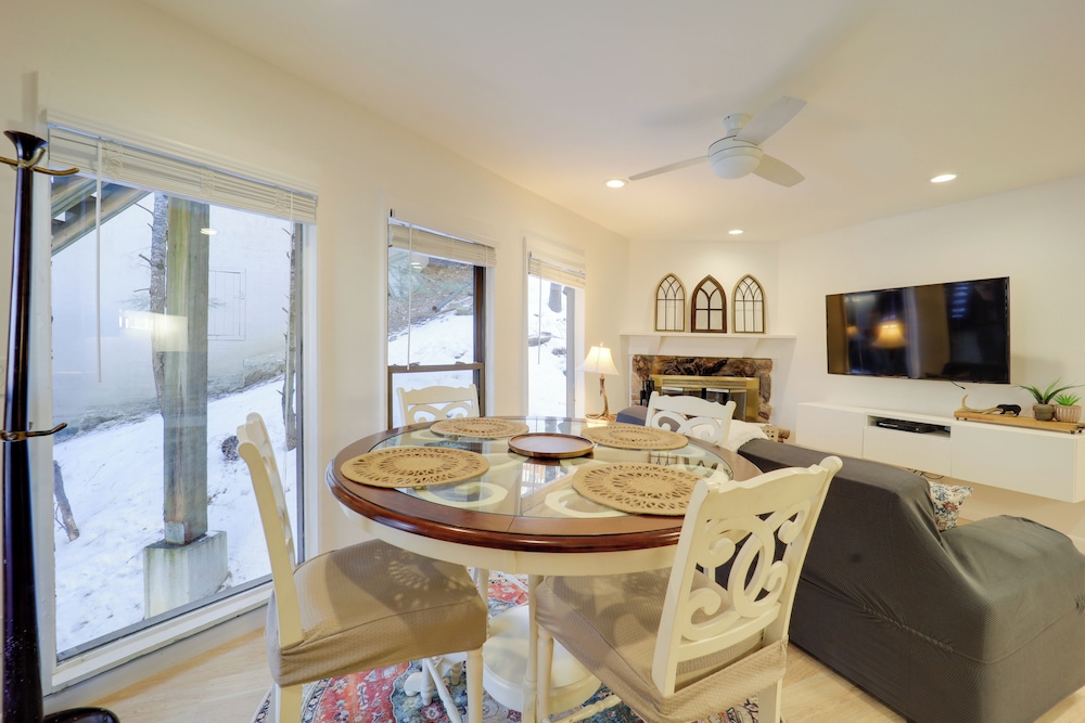 Ski, Hike & More: Beech Mountain Getaway!