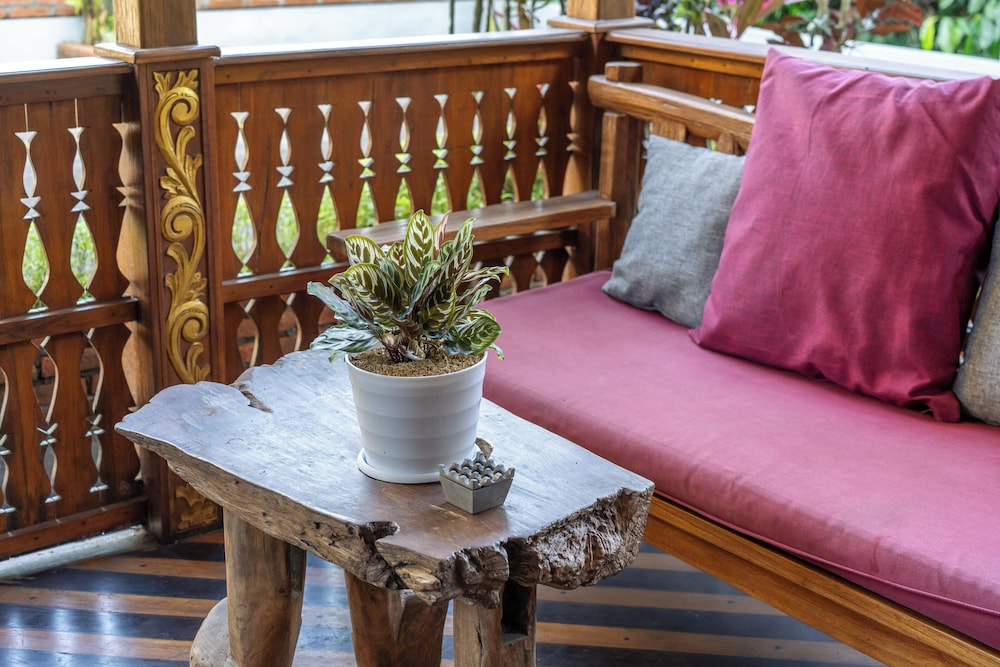 Parvati Retreat Villas