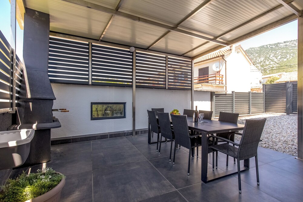 Pool House Beba Tribalj Lake view 5