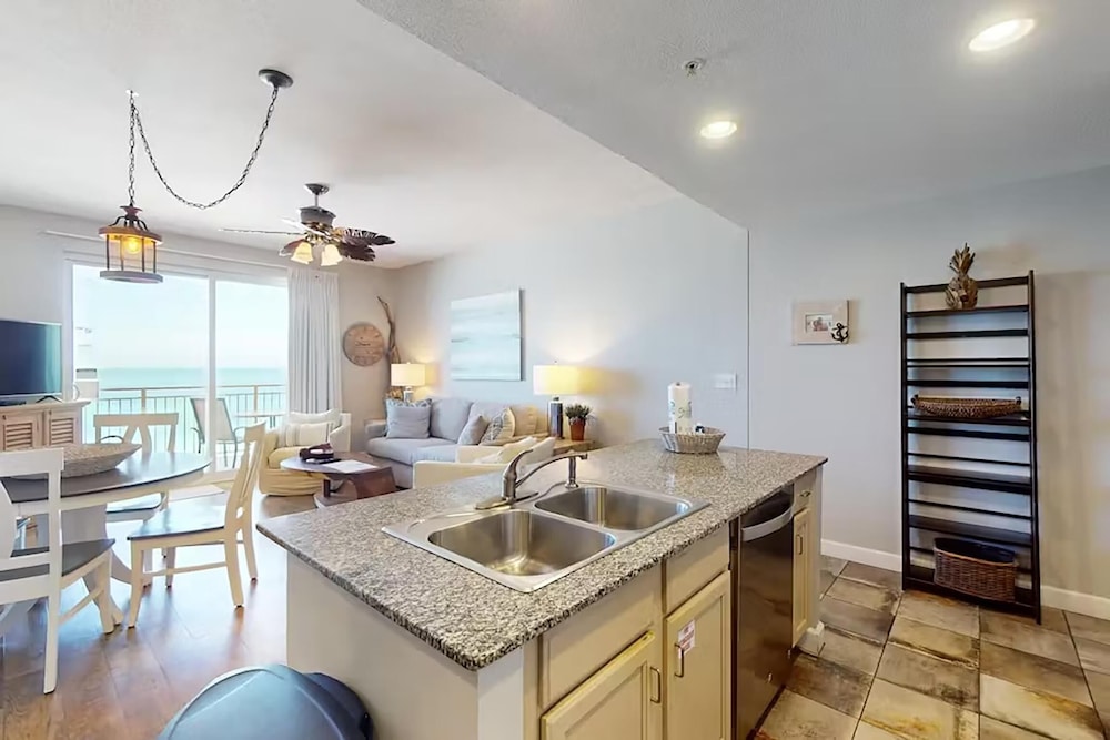Sterling Reef 303