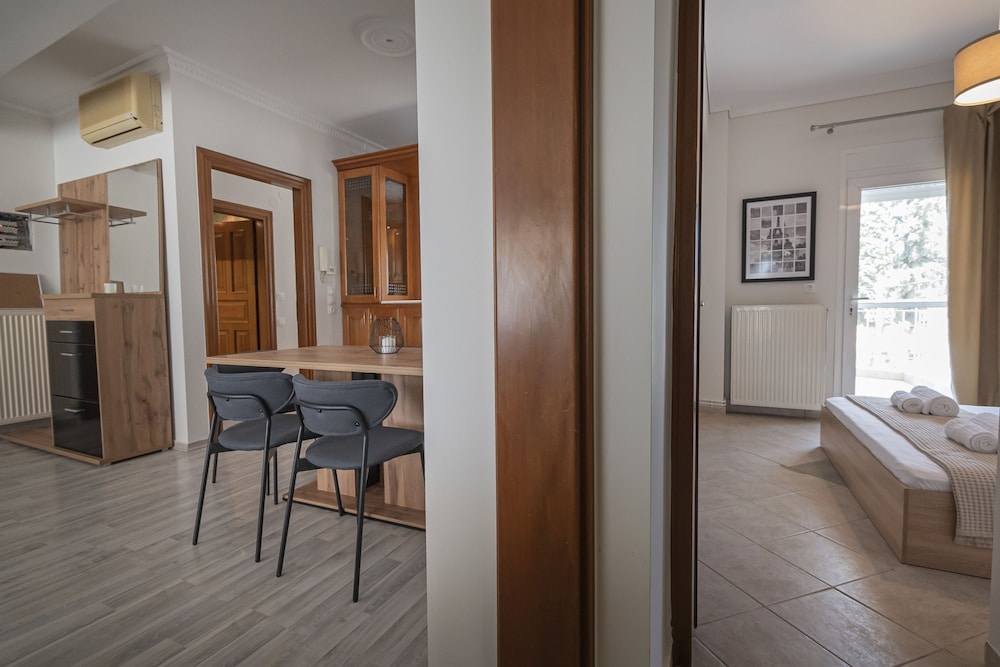 Theano Apartment by Rentalspro photo 2