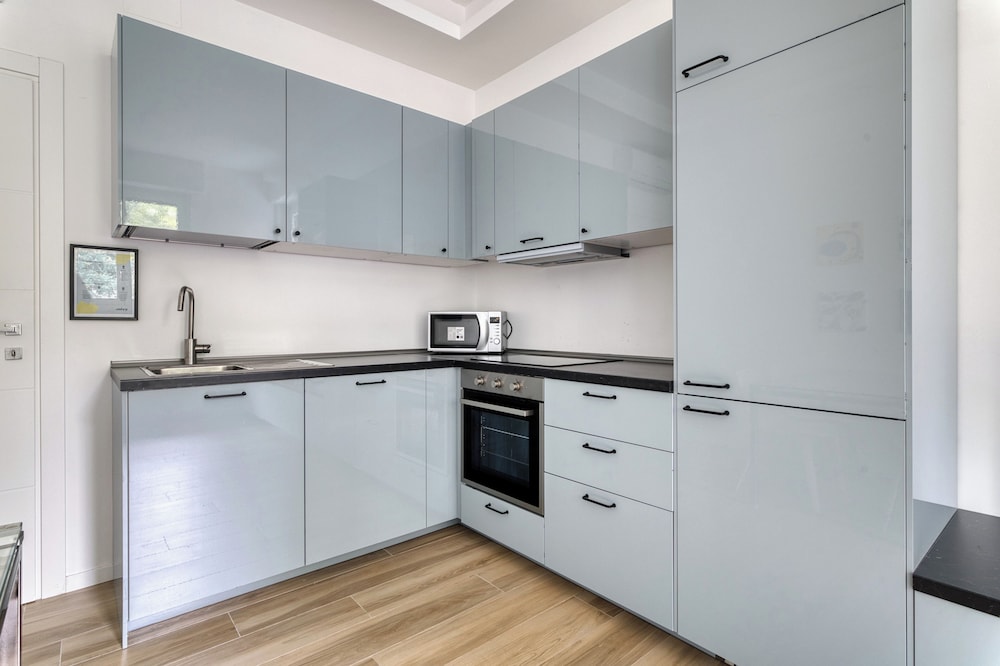 Stylish 2-Bedroom flat near CityLife