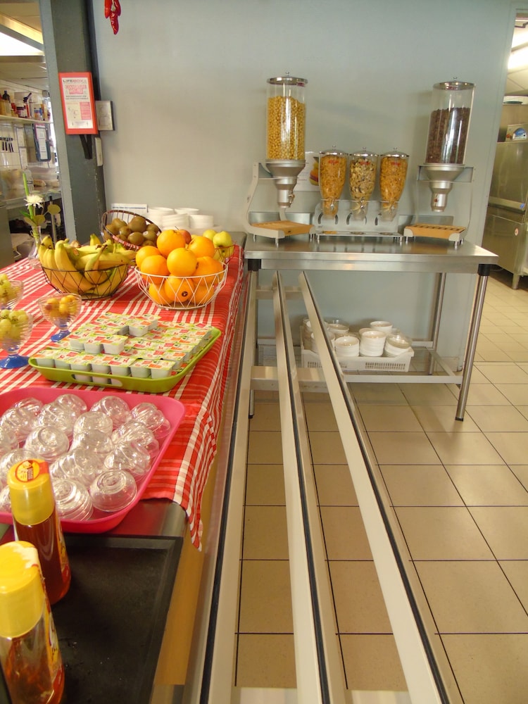 Cis De Champagne - Hostel, photo 17