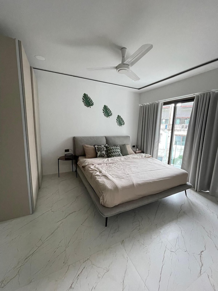 Beachside Residence
