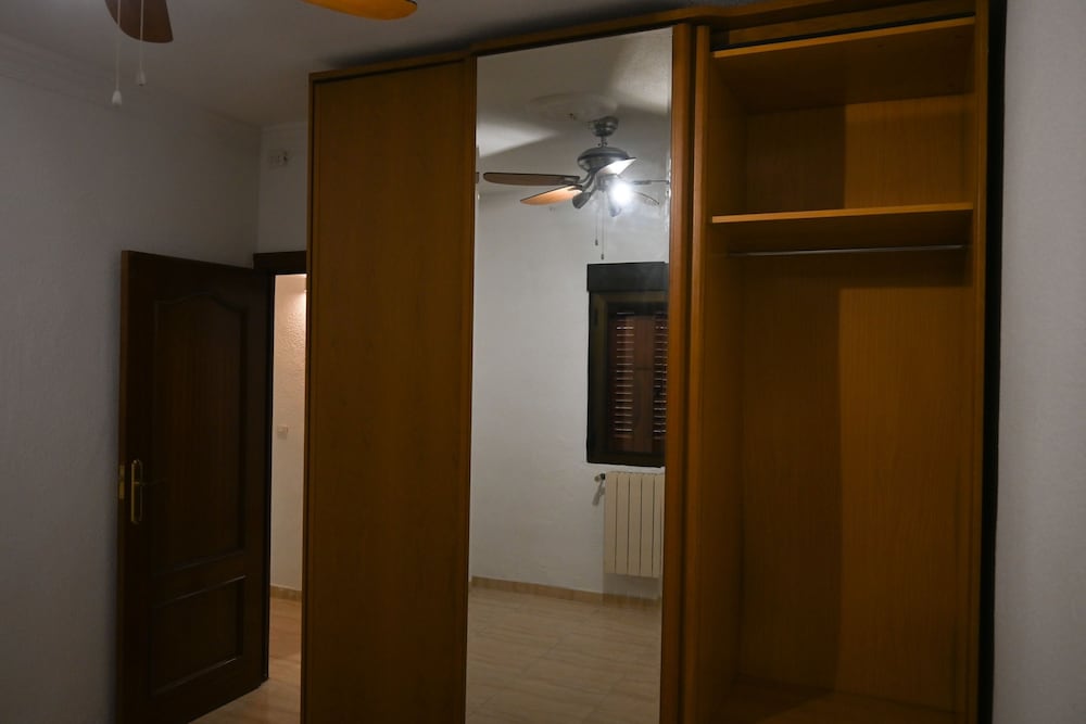 M Amu10 Amplia Vivienda de dos Dormitorios en el