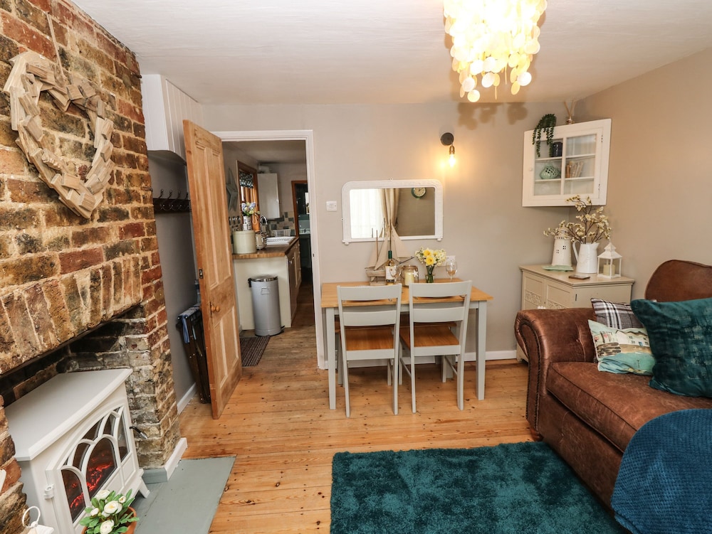 Linda Cottage