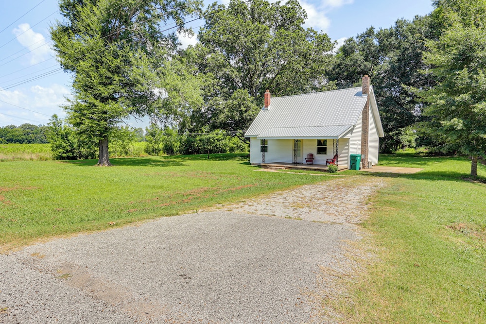 Near Hiking & Historic Sites: Jackson Home w/ Yard