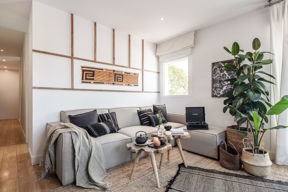 Budu - 2 Bedrooms and Terrace in Trafalgar