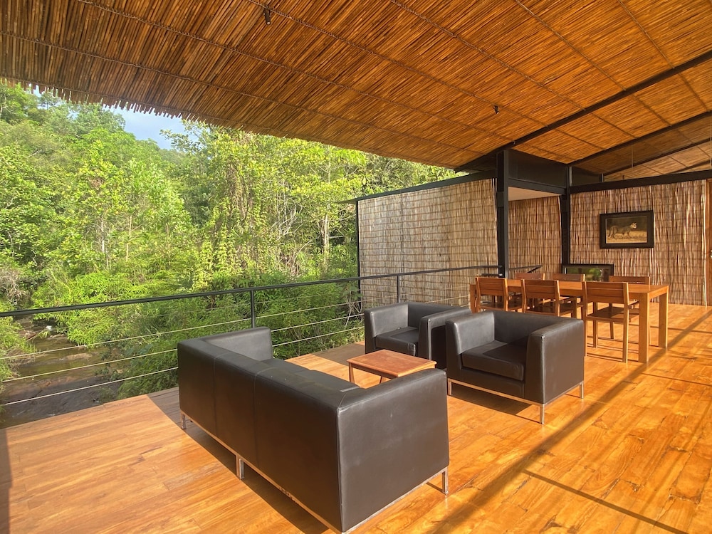 Kurunduketiya Private Rainforest Resort view 2
