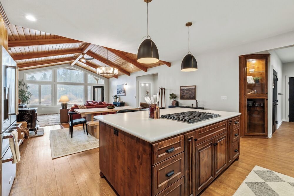 Chiloquin Ridge River Retreat