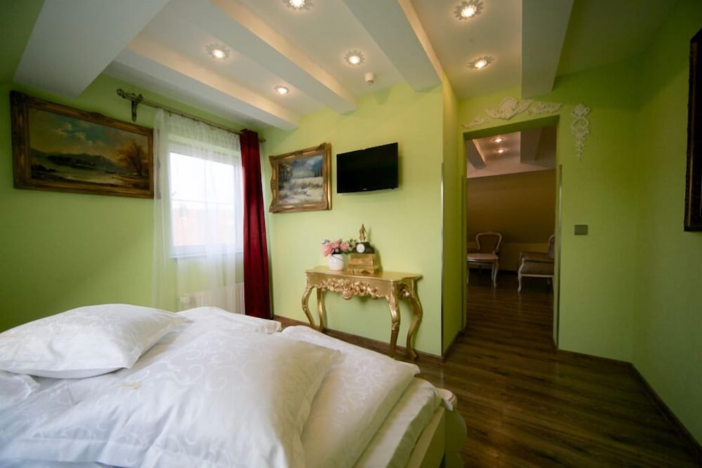 Anmar view 5