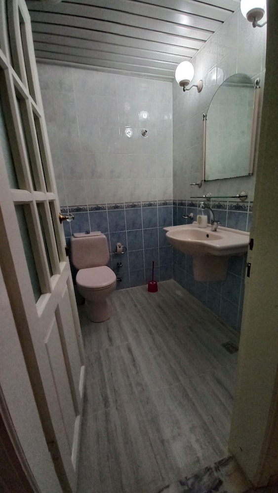 Mediterranean Apart Otel - Image 17