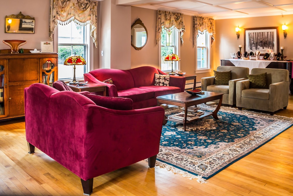 Cranmore Inn