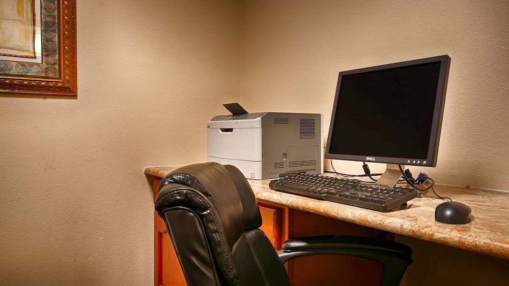 Best Western Plus Bass Hotel  Suites - Property Image 1