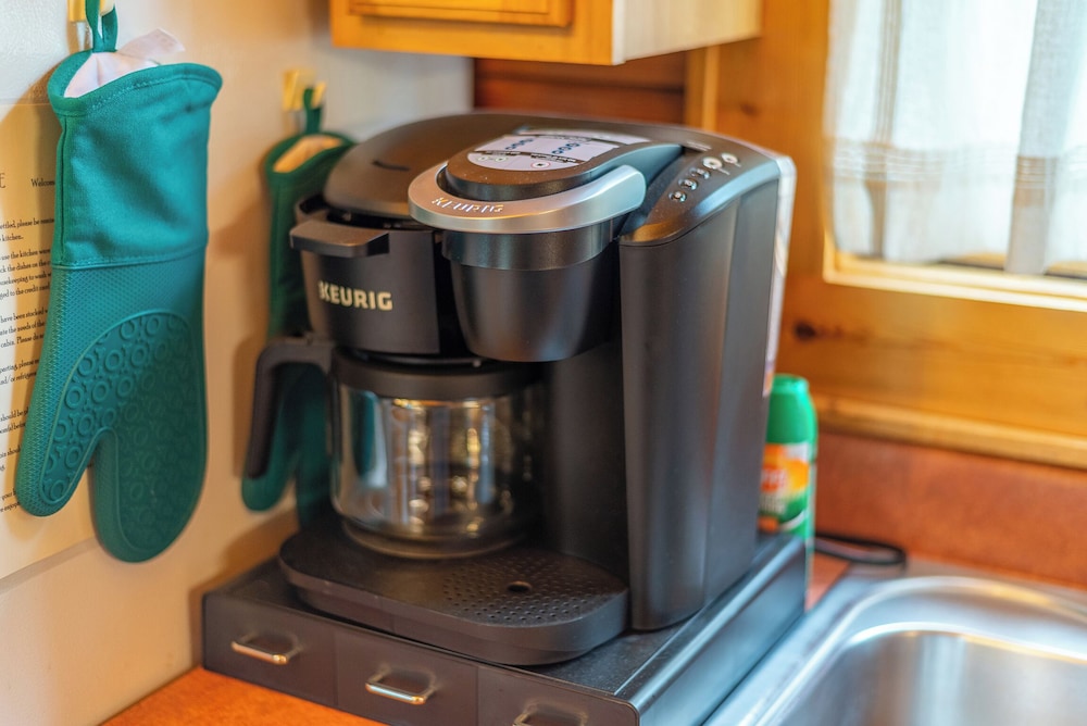 Engadine Inn  Cabins - Property Image 97