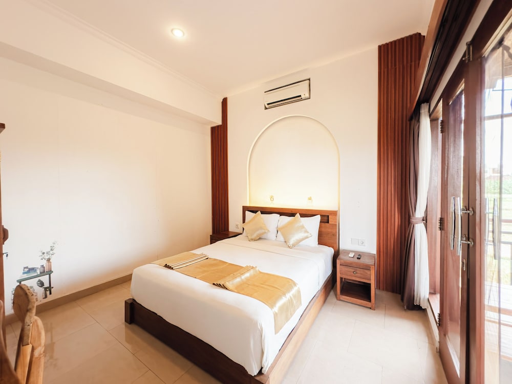 Amaluku Villa