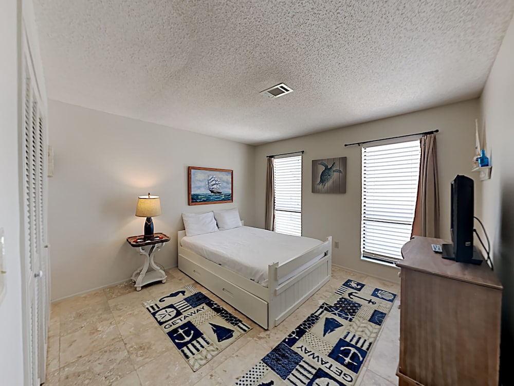 Buena Vida Townhomes by Southern Vacation Rentals