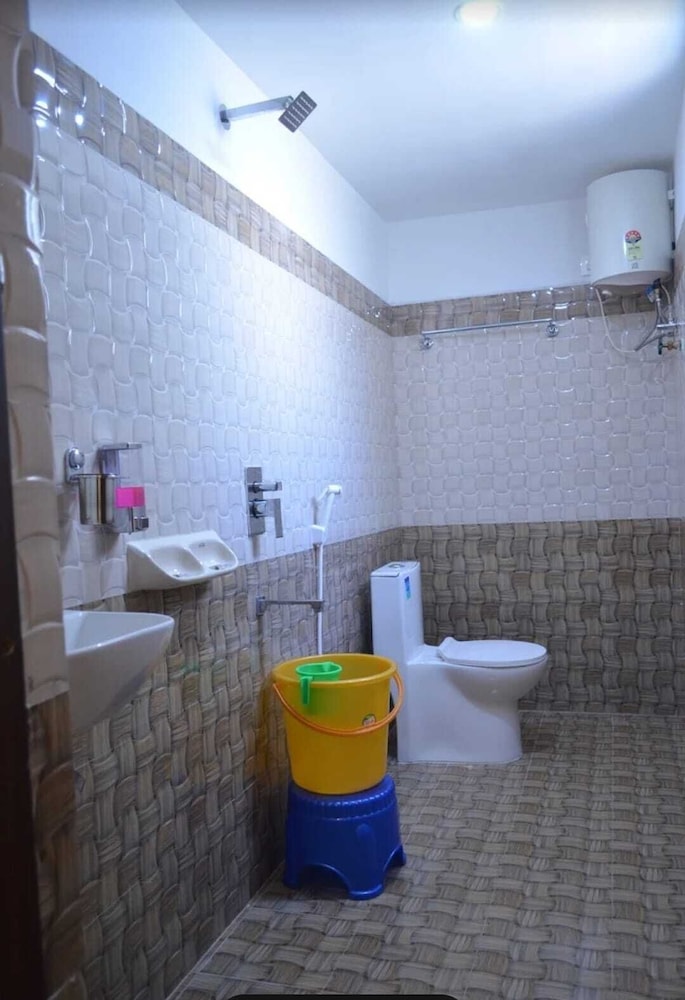 HOTEL NARMADA GRAND