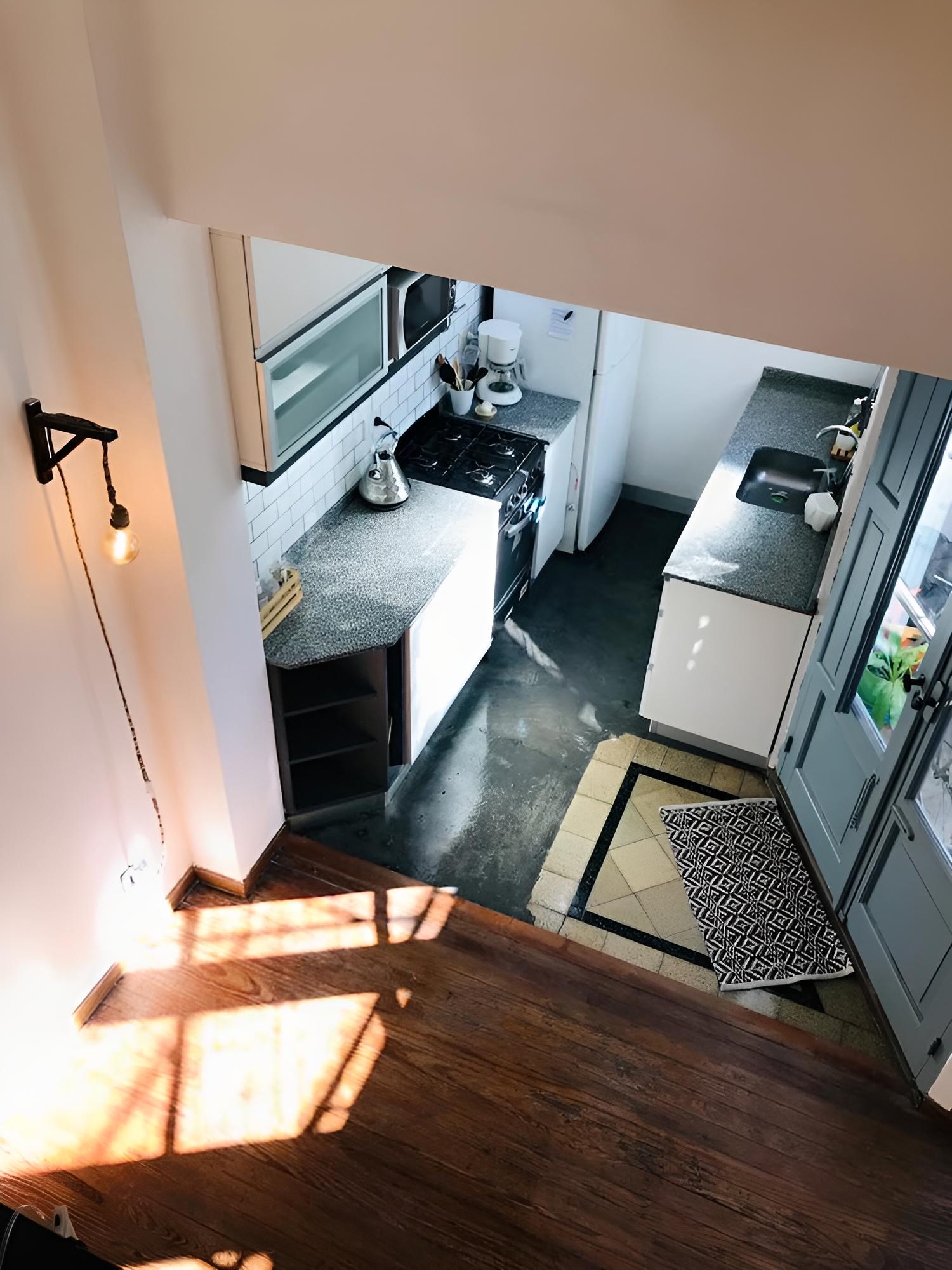 Caballito's Charming Duplex: Comfort and Enchantment