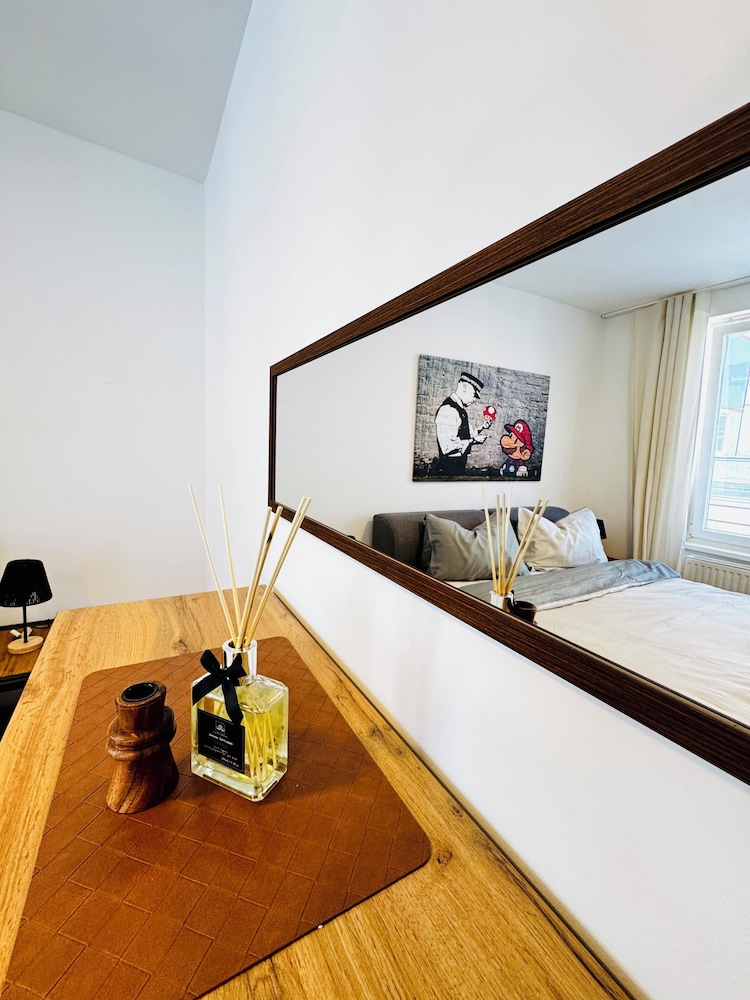 Comfortable Room Near Kaufpark Alterlaa