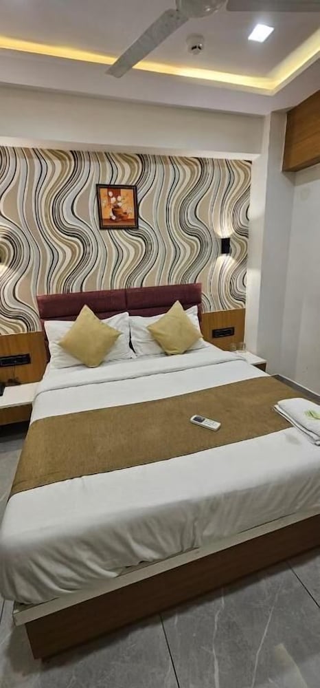 Hotel Lee Grand