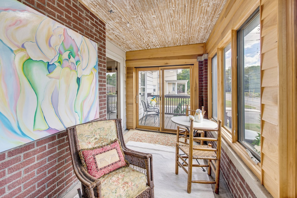 Bourbon Trail Fun: Dtwn Lebanon Home w/ Game Room