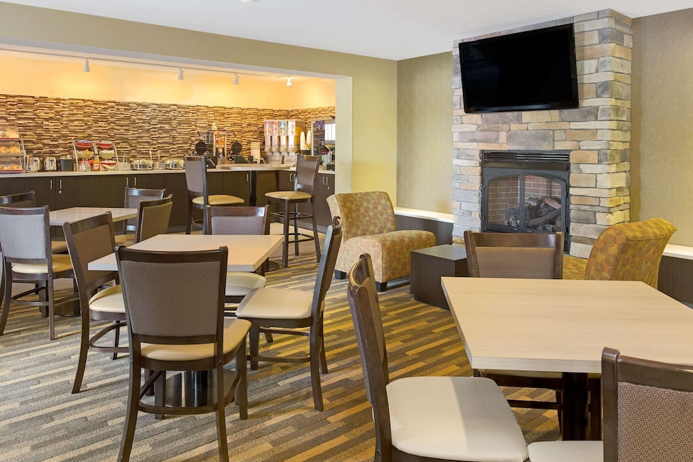 Hawthorn Extended Stay by Wyndham Cincinnati/Sharonville - Property Image 11