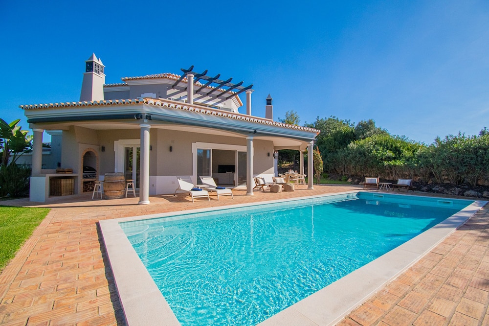 Casa Bela Vista in Est Mbar
