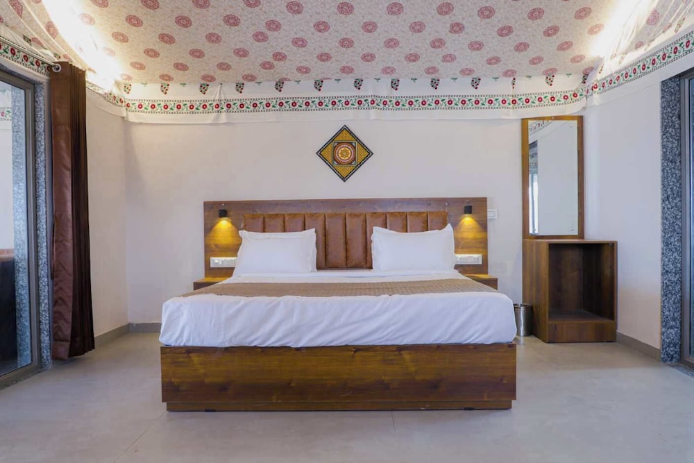 Stayguru Road to Heaven Resort