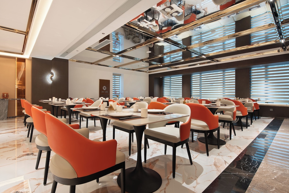 One Gem Hotel