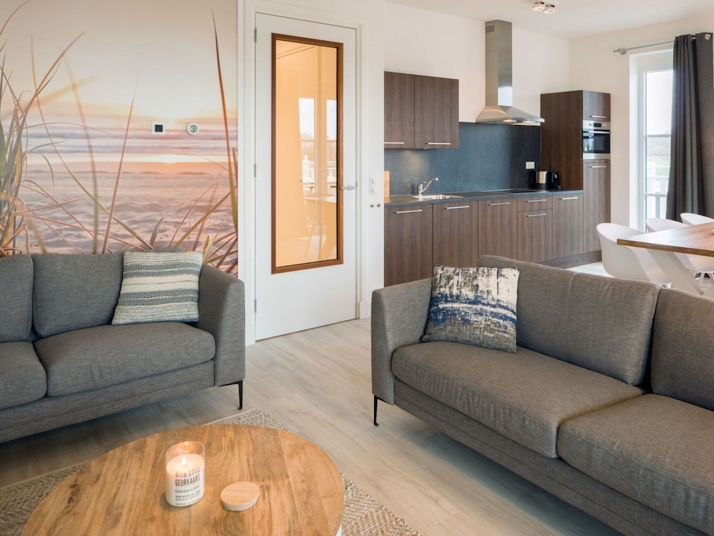 Modern Apartment 3 Bath Rooms, Close to Lake Veere view 5