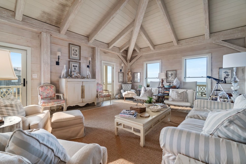 Luxe On Beach Game Room Chef Kitchen view 5