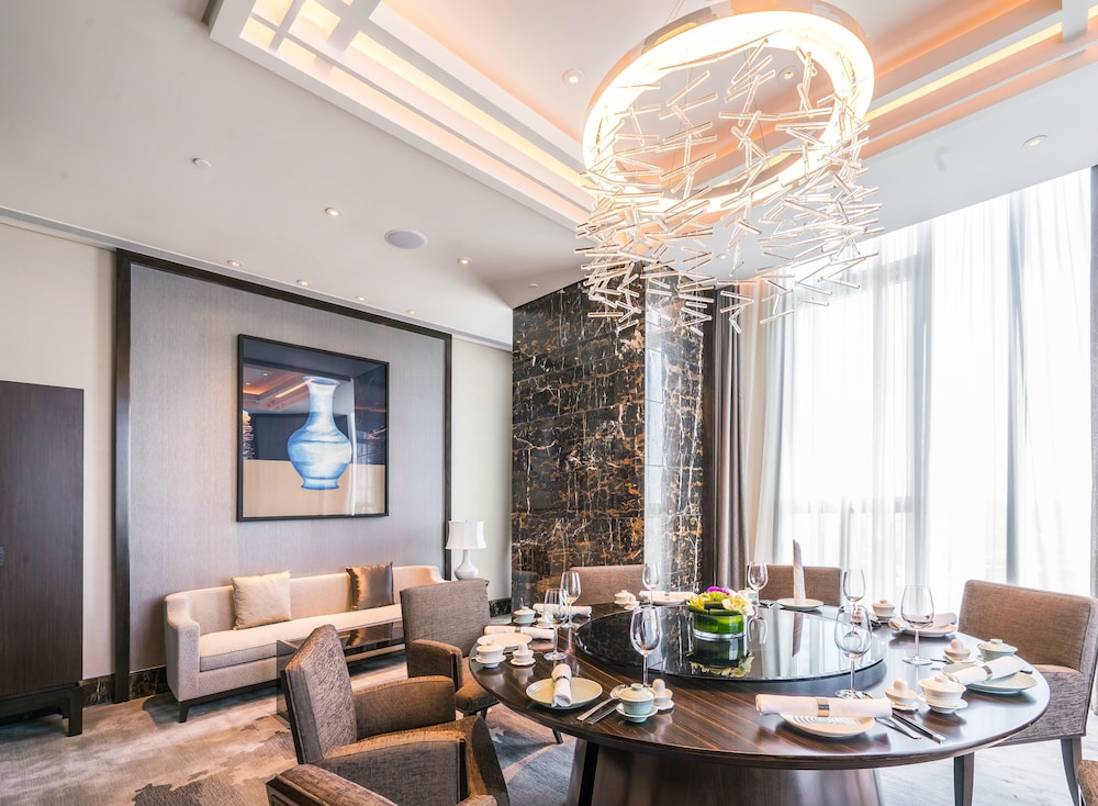 Hyatt Regency Shanghai Global Harbor 38
