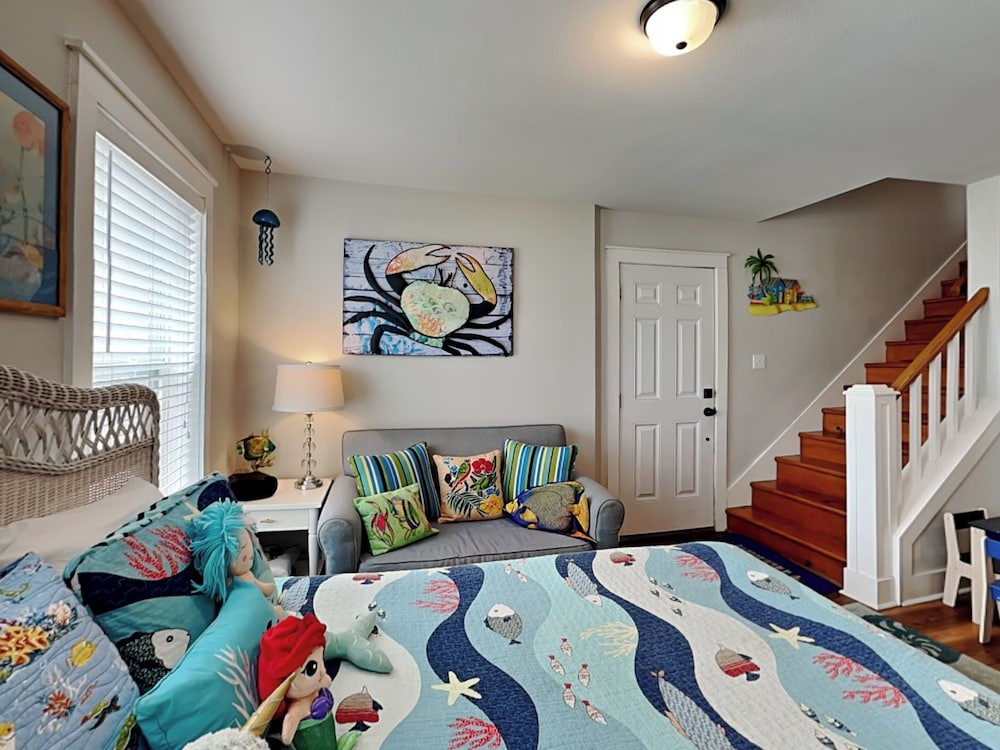 Casa Del Sol by Miss Kitty’s