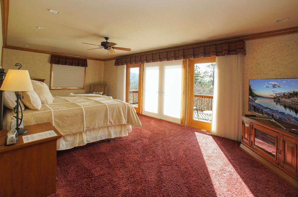 Luxury View Lodge