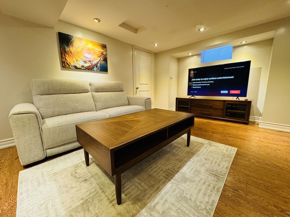 Charming 2 Bedroom Hideaway