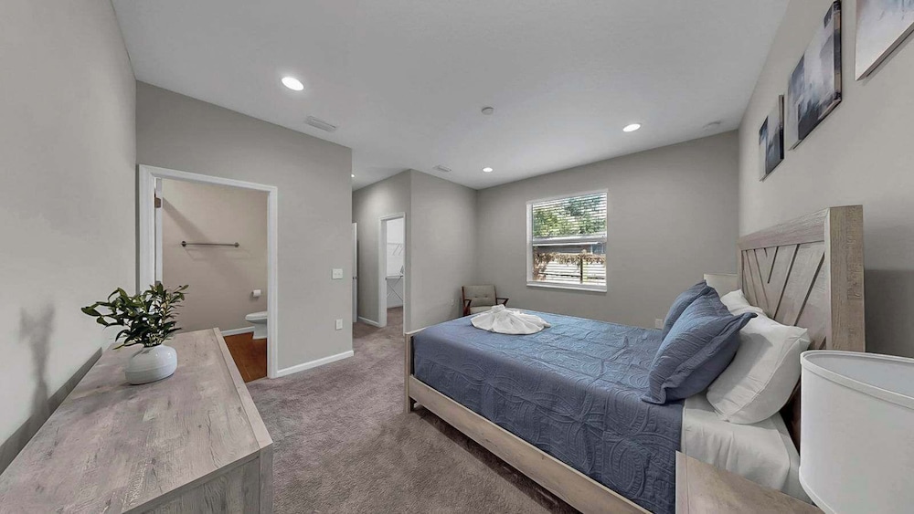 Cozy Downtown Tampa Retreat