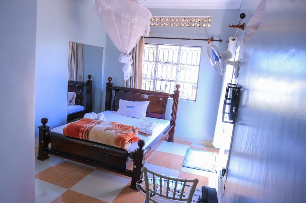 Luwafu Guest House