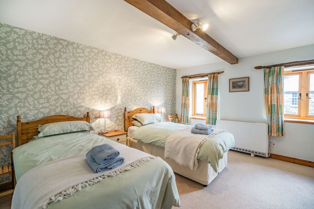 Moresdale Bank Cottage