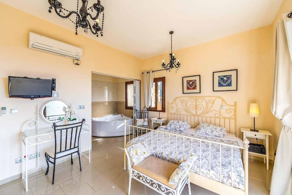 Petrides Villa