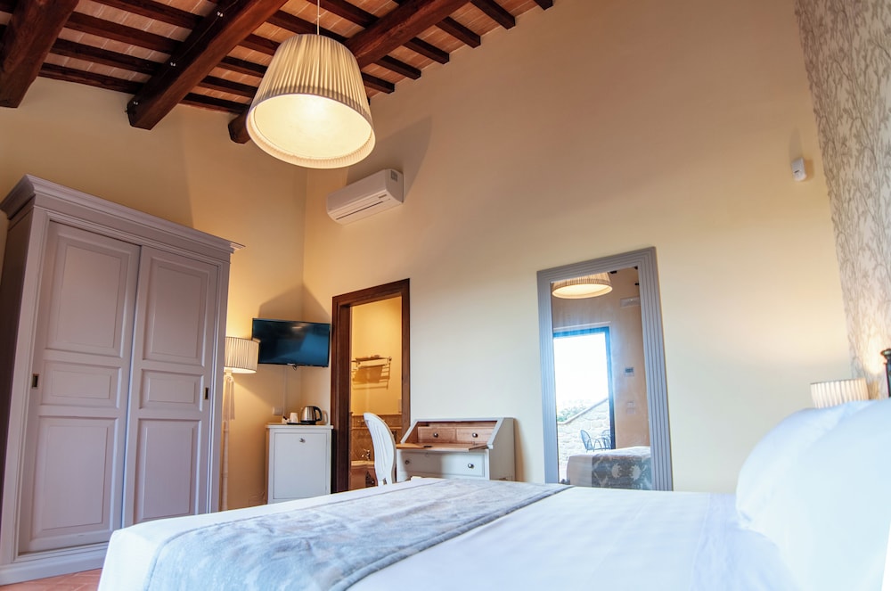 Borgo Sant'Apollinare Resort
