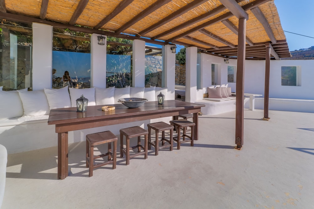 SeaBlue Villas