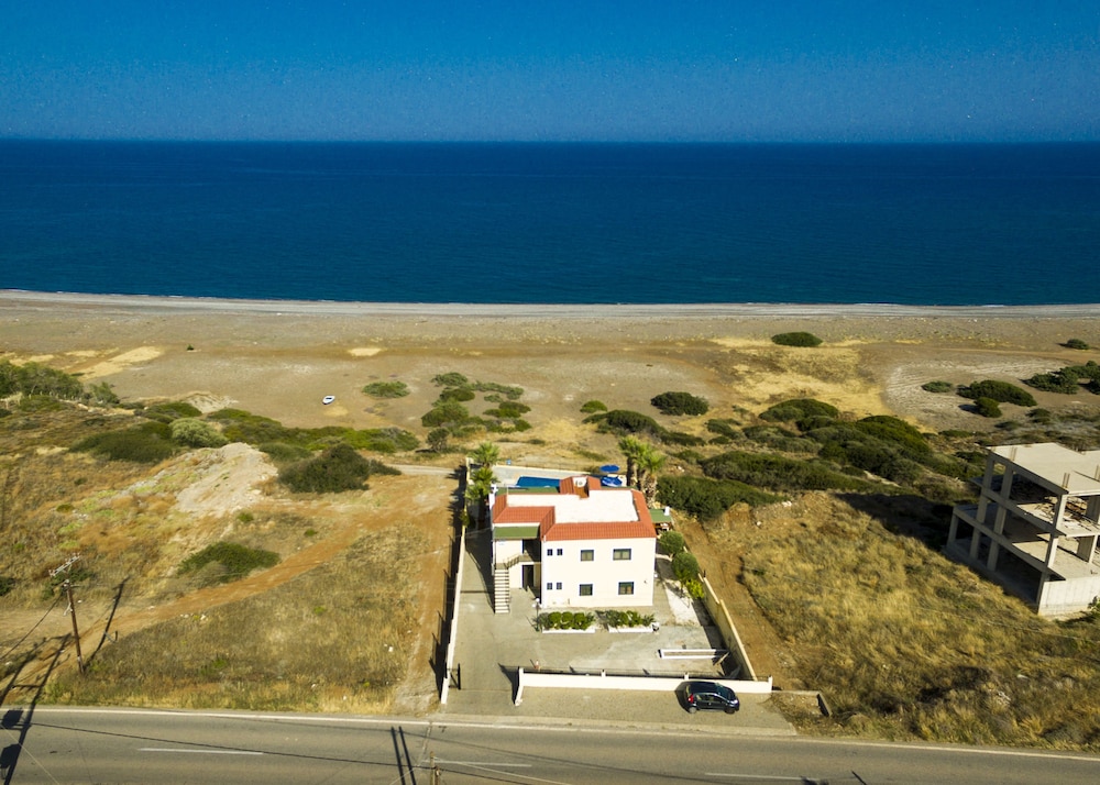 Blue Asteri Villa