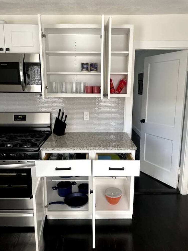 Modern Two Bedroom Condo - Near Boston