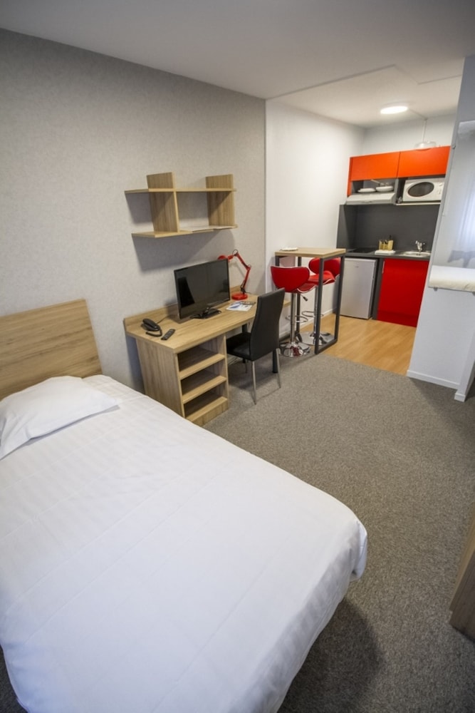 KOSY Appart’Hôtels – Le Champ de Mars