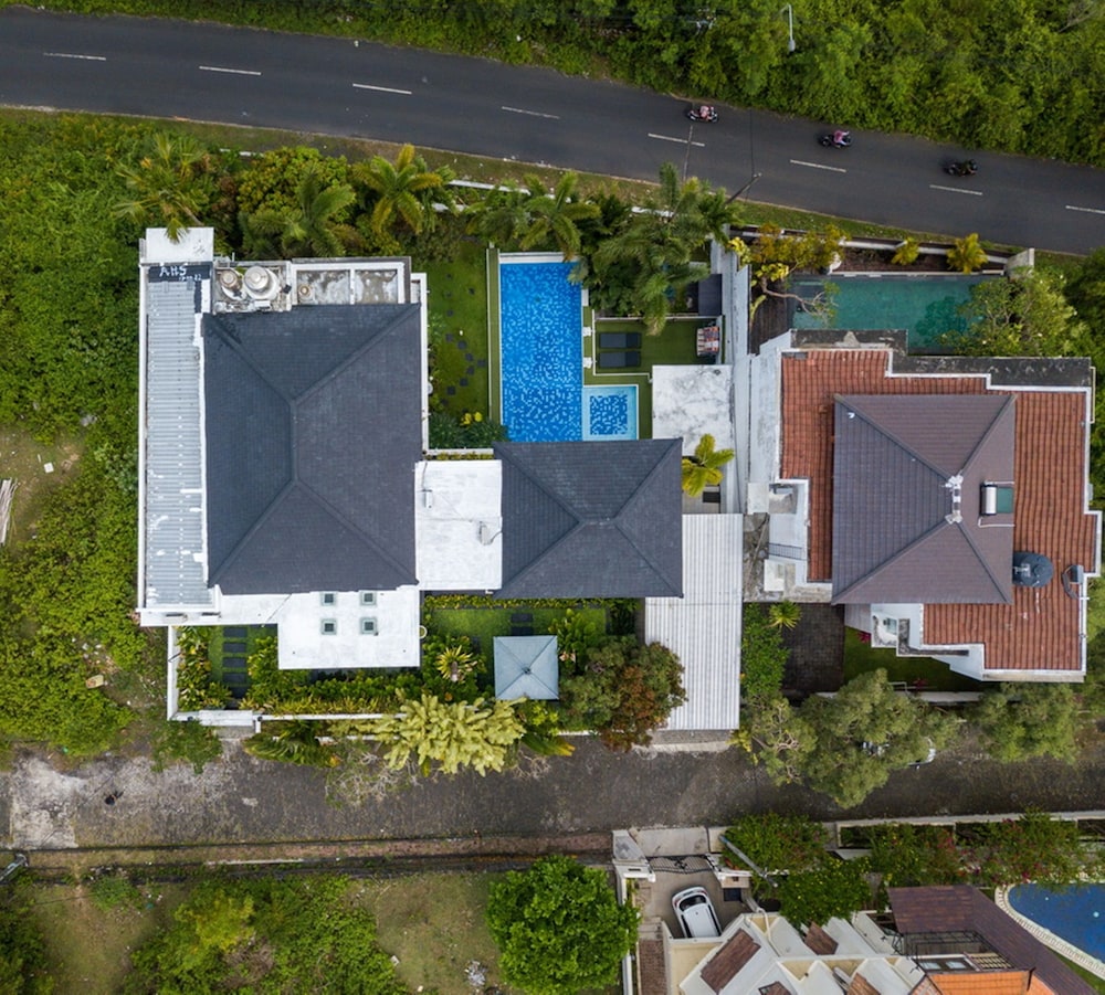 TJ White Villa 670m2 with Private Pool and Outstanding View by GLOBALSTAY view 5