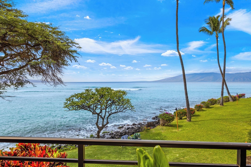 Kuleana Club - 712