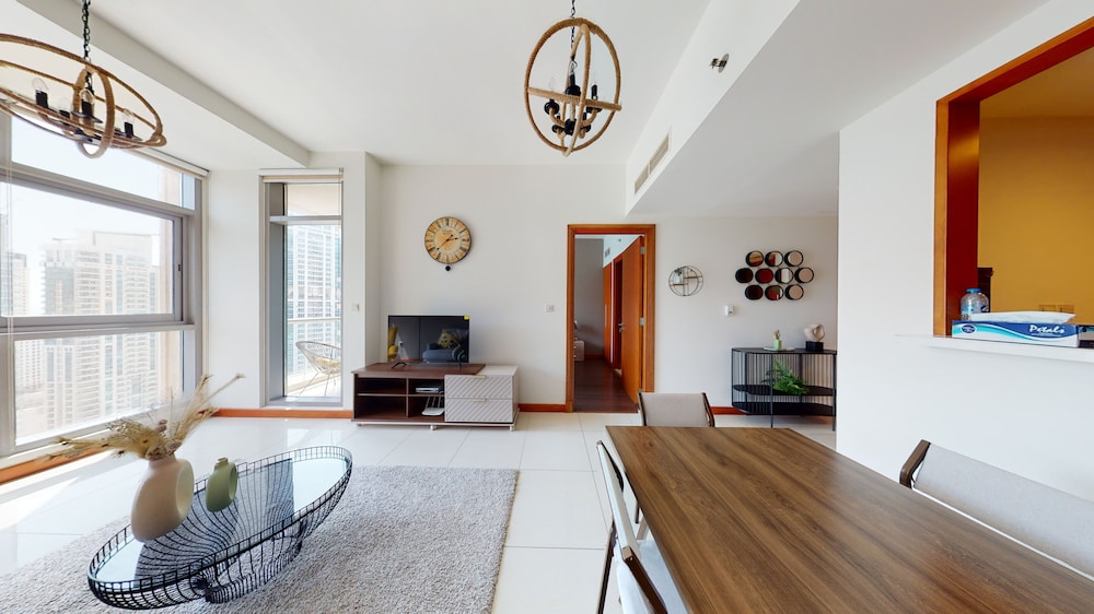 Tanin - Splendid Apartment With Marina Views and Pools