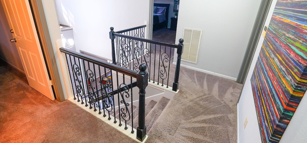 4Bdrm 2.5Bath 8Bed - Story North Houston - Image 4