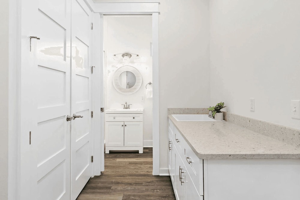 Wanderlust by Avantstay Walk to Beach + Pool New Construction